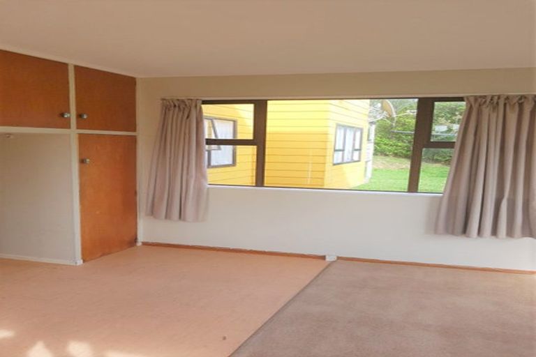 Photo of property in 138 Rangituhi Crescent, Takapuwahia, Porirua, 5022