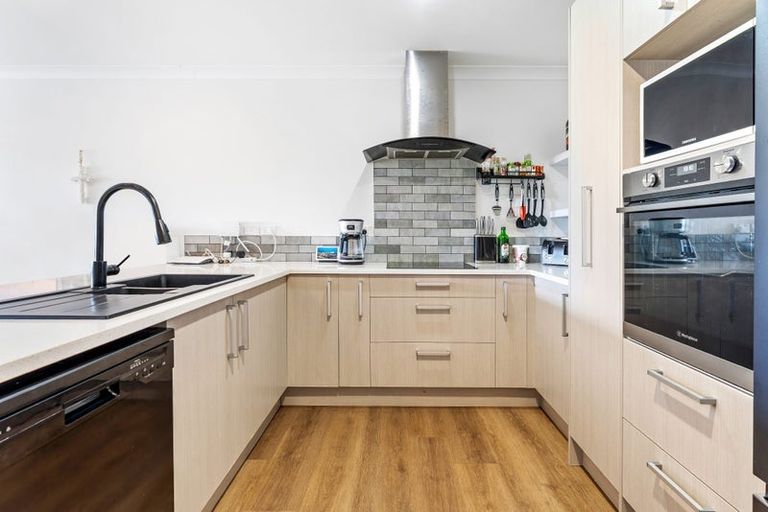 Photo of property in Santa Rosa, 52/340 Gulf Harbour Drive, Gulf Harbour, Whangaparaoa, 0930