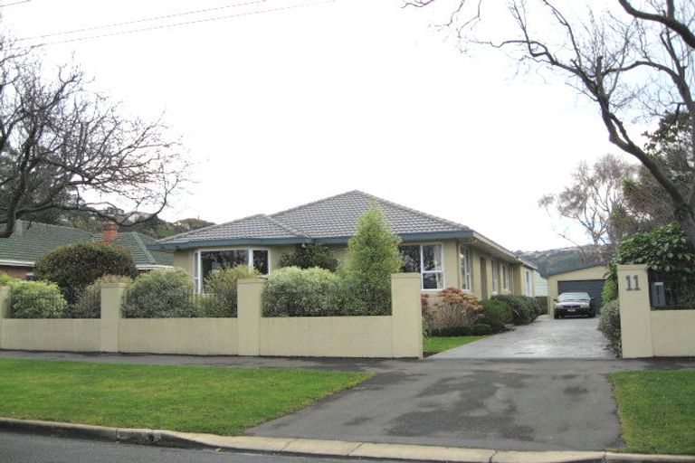 Photo of property in 11 Wycolla Avenue, Saint Clair, Dunedin, 9012