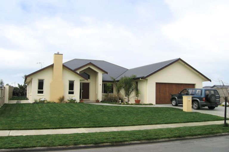 Photo of property in 4 Somerton Drive, Huntington, Hamilton, 3210