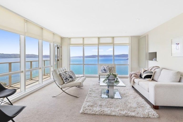 Photo of property in Gateway Apartments, 19 Maida Vale Road, Roseneath, Wellington, 6011