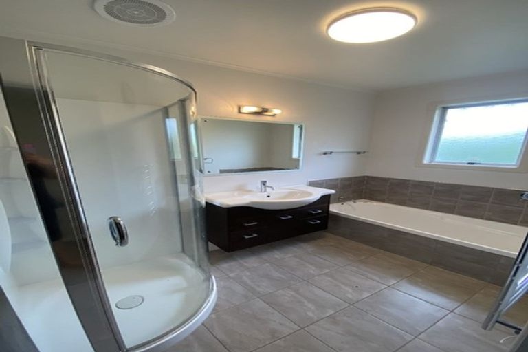 Photo of property in 281 Riverhead Road, Riverhead, 0892