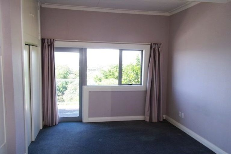 Photo of property in 16 Lighthouse Road, Bluff Hill, Napier, 4110