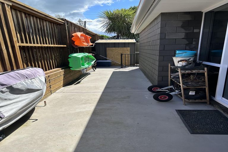 Photo of property in 55 Athenree Road, Athenree, Katikati, 3177