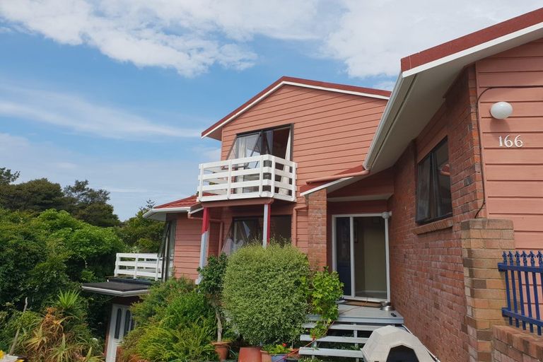 Photo of property in 166 Chelsea View Drive, Chatswood, Auckland, 0626