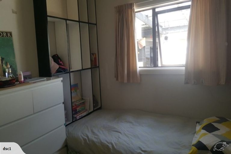 Photo of property in 86 Winters Road, Redwood, Christchurch, 8051