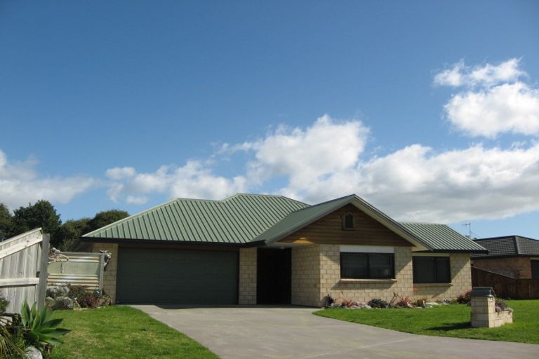 Photo of property in 12 Walnut Grove, Whakatane, 3120