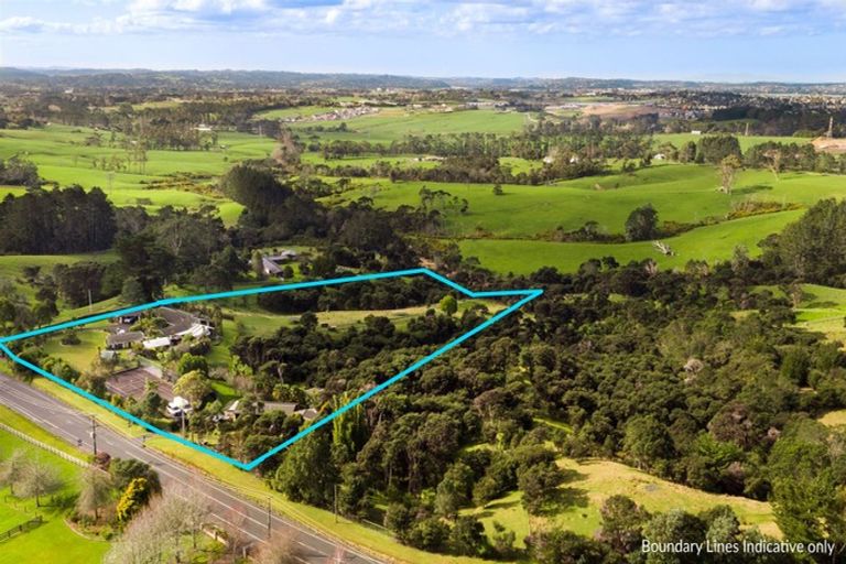 Photo of property in 185 Red Hills Road, Massey, Henderson, 0782