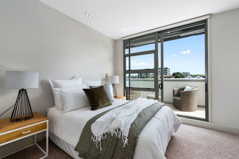 Photo of property in Maison Apartments, 307/16 Huron Street, Takapuna, Auckland, 0622
