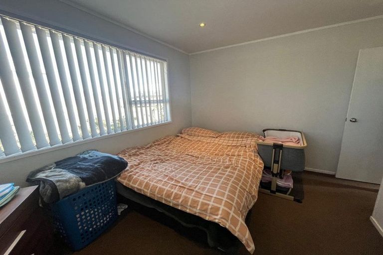 Photo of property in 105 Mahia Road, Wattle Downs, Auckland, 2103