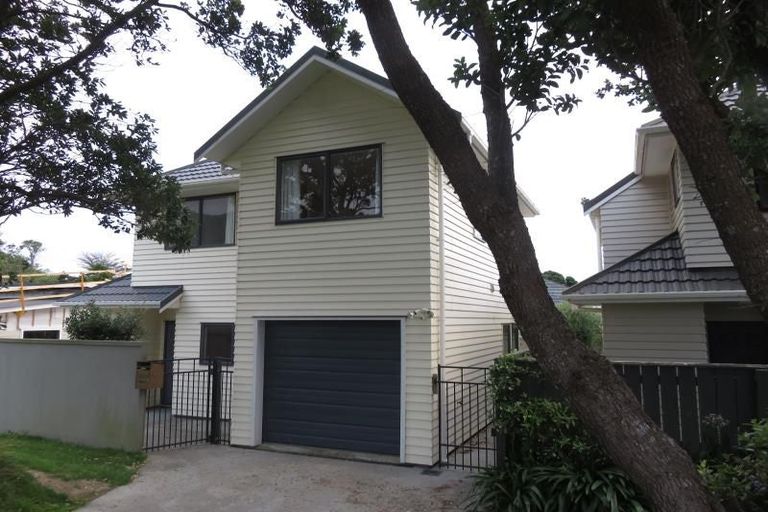 Photo of property in 16b Sim Street, Johnsonville, Wellington, 6037