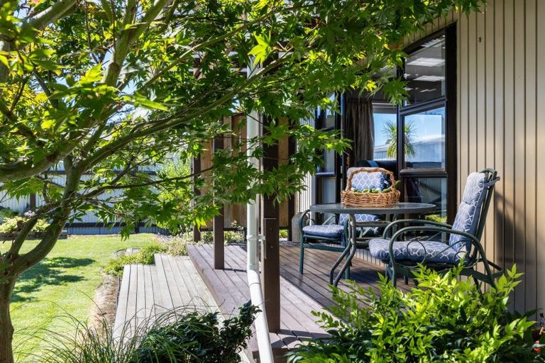 Photo of property in 40 Allens Lane, Clive, 4102