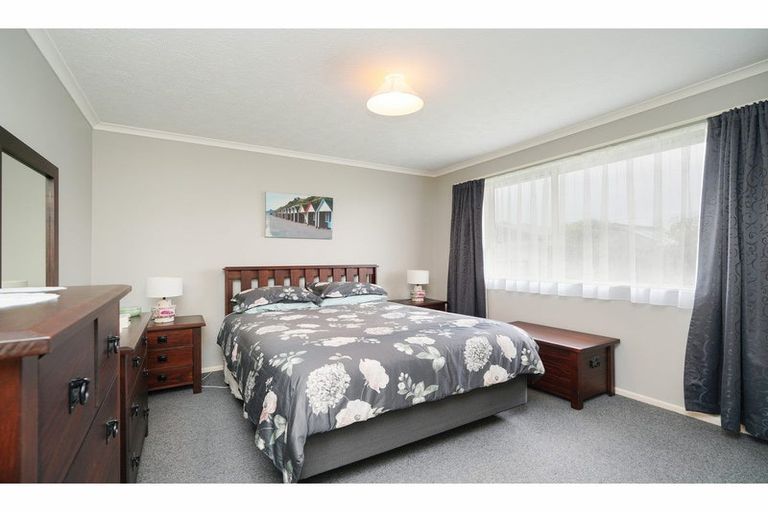 Photo of property in 17 Galway Street, Grasmere, Invercargill, 9810