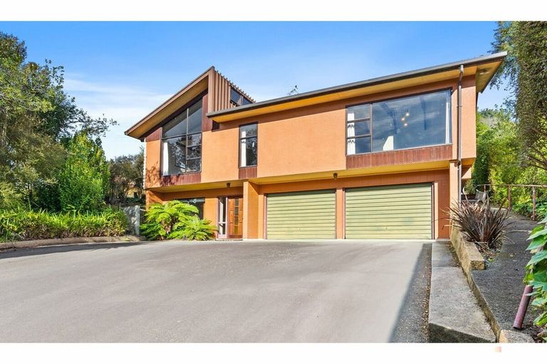 Photo of property in 16 Coulter Place, Geraldine, 7930