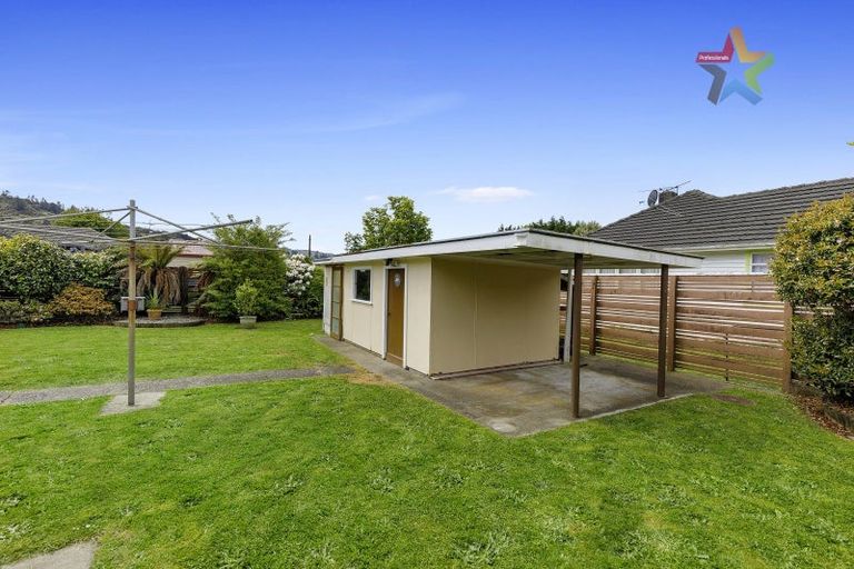 Photo of property in 337 George Street, Stokes Valley, Lower Hutt, 5019