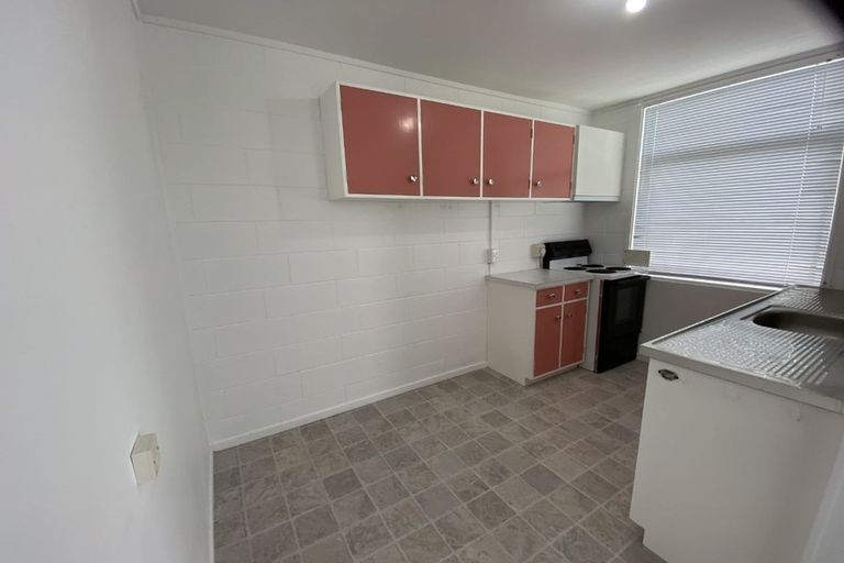 Photo of property in 8/255 Coutts Street, Rongotai, Wellington, 6022