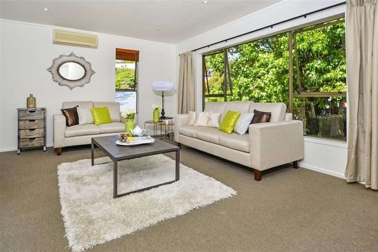 Photo of property in 1/78 Oaktree Avenue, Browns Bay, Auckland, 0630