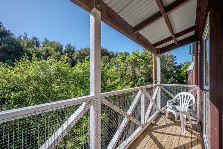 Photo of property in 25 Seaview Lane, Wainui, French Farm, 7582