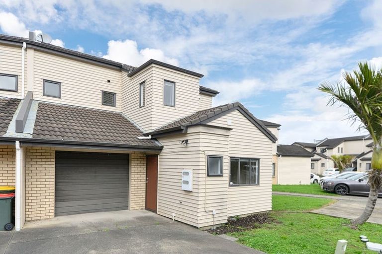 Photo of property in 15 Skip Lane, East Tamaki, Auckland, 2013