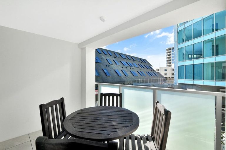 Photo of property in 207/6 Adams Avenue, Mount Maunganui, 3116