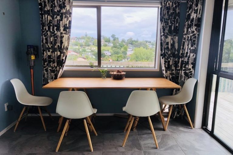 Photo of property in 16 Sunburst Lane, Torbay, Auckland, 0630