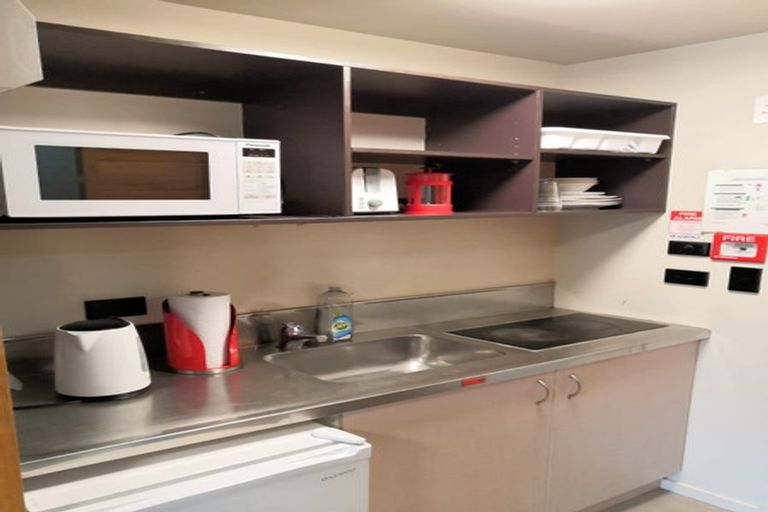 Photo of property in Martin Square Apartments, 501/20 Martin Square, Te Aro, Wellington, 6011