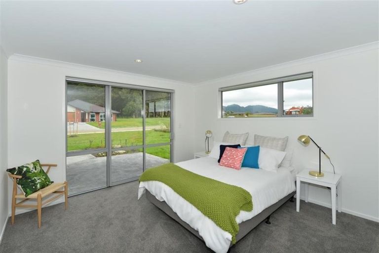 Photo of property in 63 Wairau Drive, Tikipunga, Whangarei, 0112