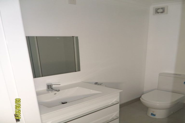 Photo of property in 4 London Road, Korokoro, Lower Hutt, 5012