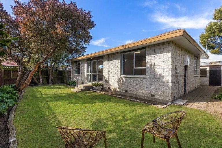 Photo of property in 1/442c Mairehau Road, Parklands, Christchurch, 8083