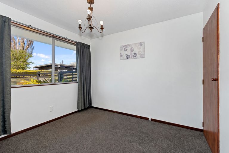 Photo of property in 2/30 Garvins Road, Hornby, Christchurch, 8042