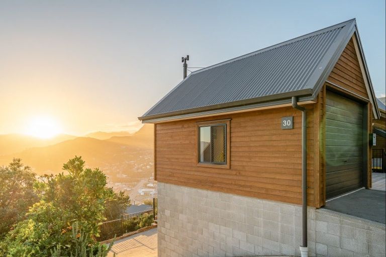 Photo of property in 30 Gilmour Terrace, Lyttelton, 8082