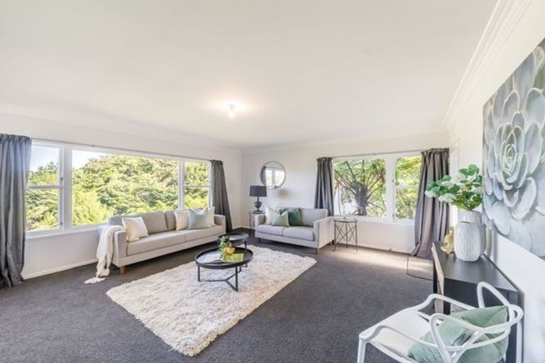 Photo of property in 27 Redvers Drive, Belmont, Lower Hutt, 5010