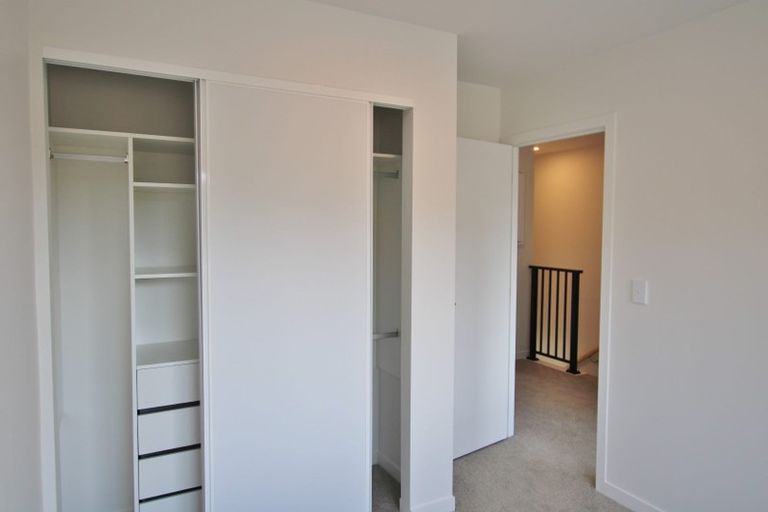 Photo of property in 3/35 Garadice Road, Rothesay Bay, Auckland, 0630