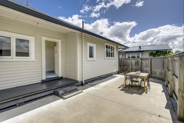 Photo of property in 95b Te Mata Road, Havelock North, 4130