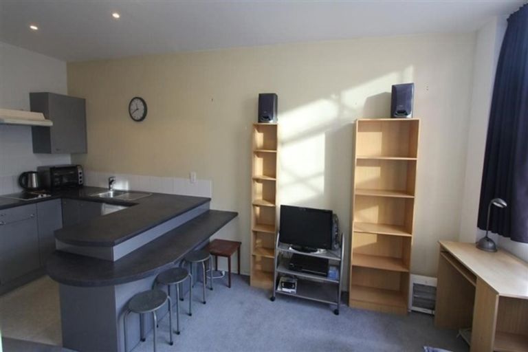 Photo of property in Hume House, 9/152 The Terrace, Wellington Central, Wellington, 6011
