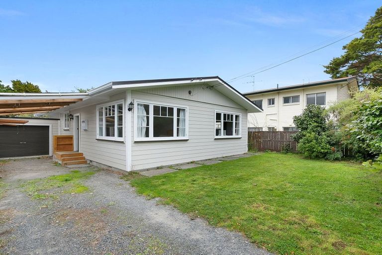 Photo of property in 2 Kellow Street, Wallaceville, Upper Hutt, 5018