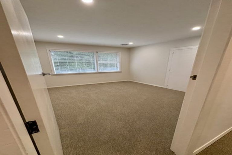 Photo of property in 80 Daniels Road, Redwood, Christchurch, 8051