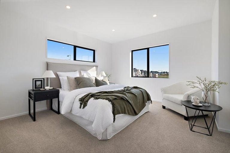 Photo of property in 1 Nga Pona Toru Road, Flat Bush, Auckland, 2019