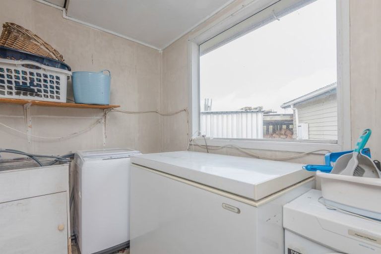 Photo of property in 9 Totara Place, Pahiatua, 4910