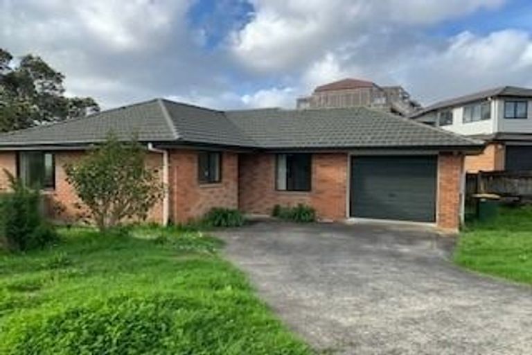 Photo of property in 6 Claywest Place, Glen Eden, Auckland, 0602