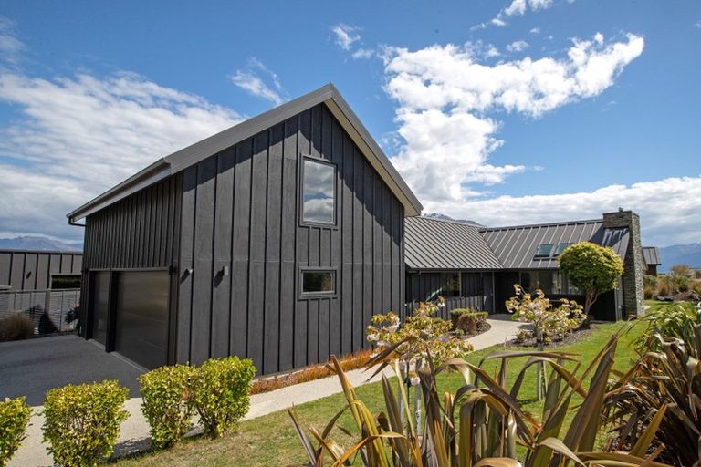 Photo of property in 35 Mckellar Drive, Jacks Point, Queenstown, 9371