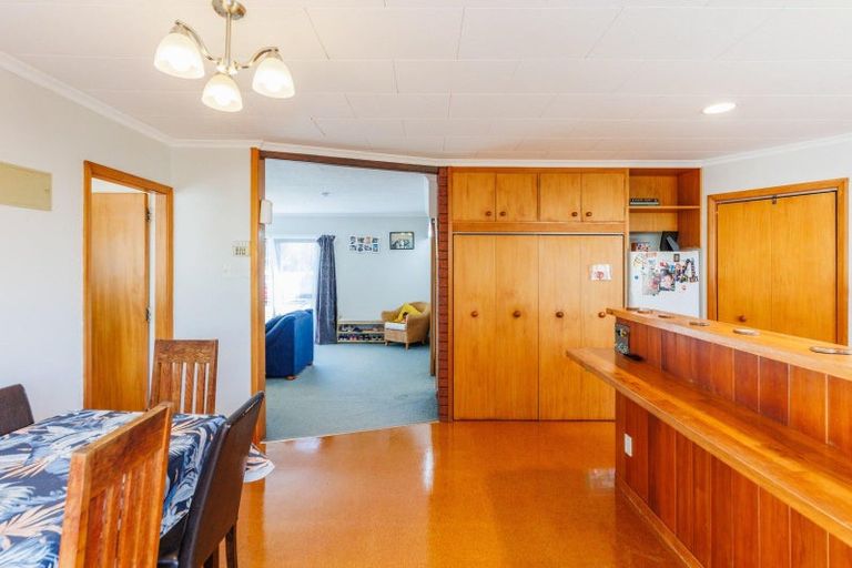 Photo of property in 27 Winchester Street, Awapuni, Palmerston North, 4412