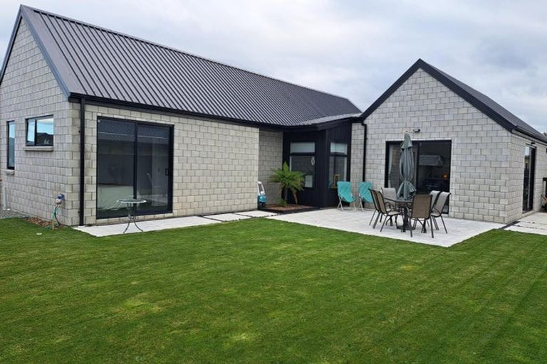 Photo of property in 4 Pahua Street, Pegasus, 7612