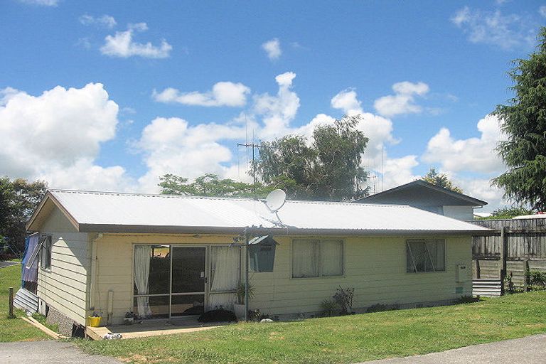 Photo of property in 13 George Street, Te Puke, 3119