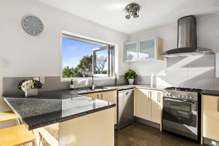Photo of property in 191 Glamorgan Drive, Torbay, Auckland, 0630