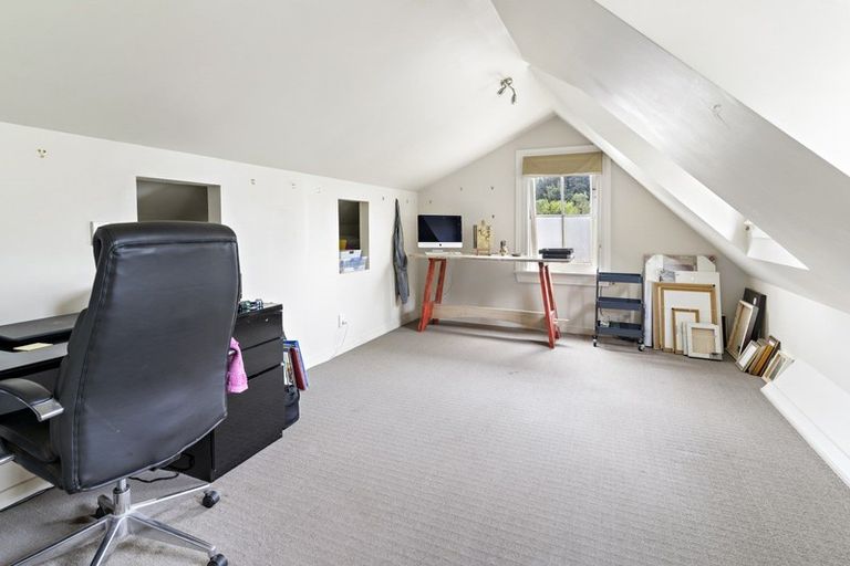 Photo of property in 269 High Street North, Carterton, 5713