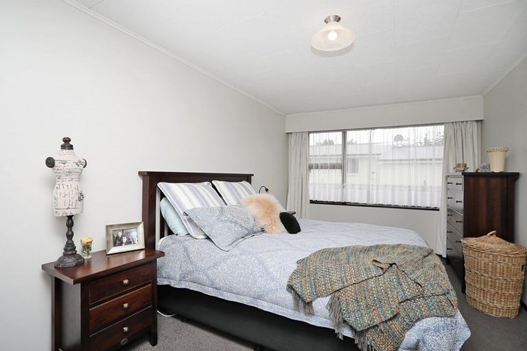 Photo of property in 746 Queens Drive, Waikiwi, Invercargill, 9810