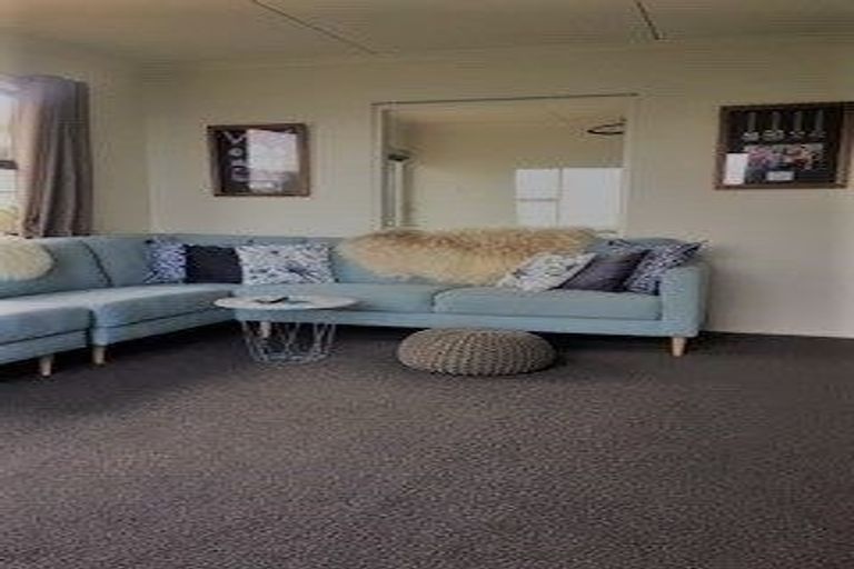 Photo of property in 6 Pine Tree Lane, Korokoro, Lower Hutt, 5012