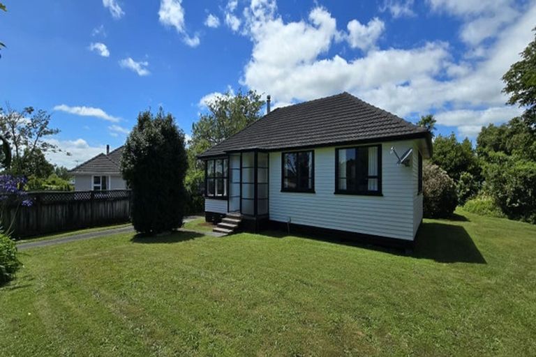 Photo of property in 7 Konini Street, Inglewood, 4330