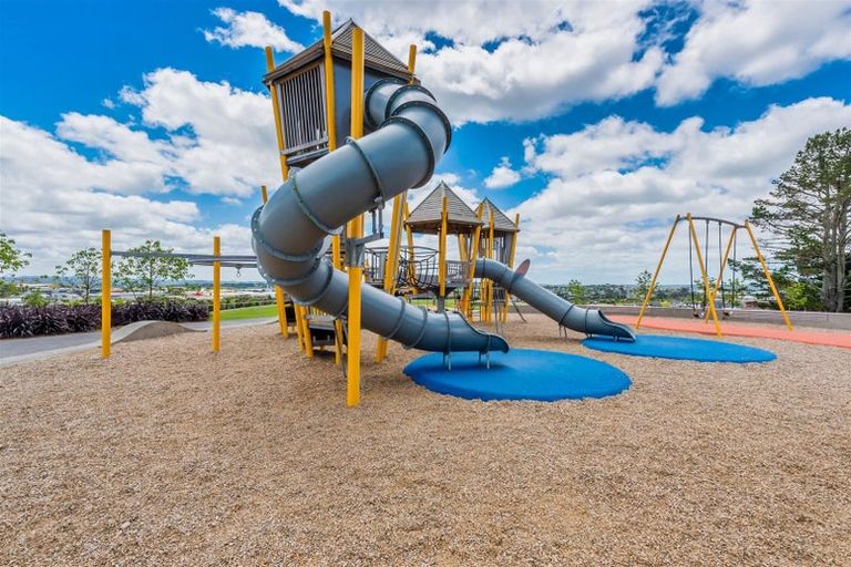 Photo of property in 32/36 Westgate Drive, Westgate, Auckland, 0614